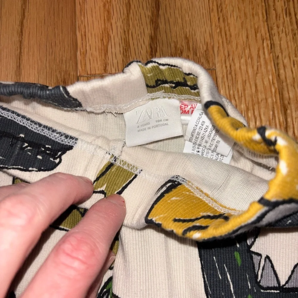 Zara Kids' Cream Leggings with Yellow and Black Print